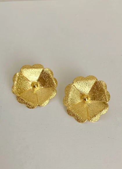 Topos Falling Golden Roses