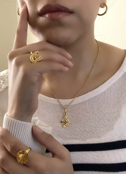 Dreams Hunting Necklace